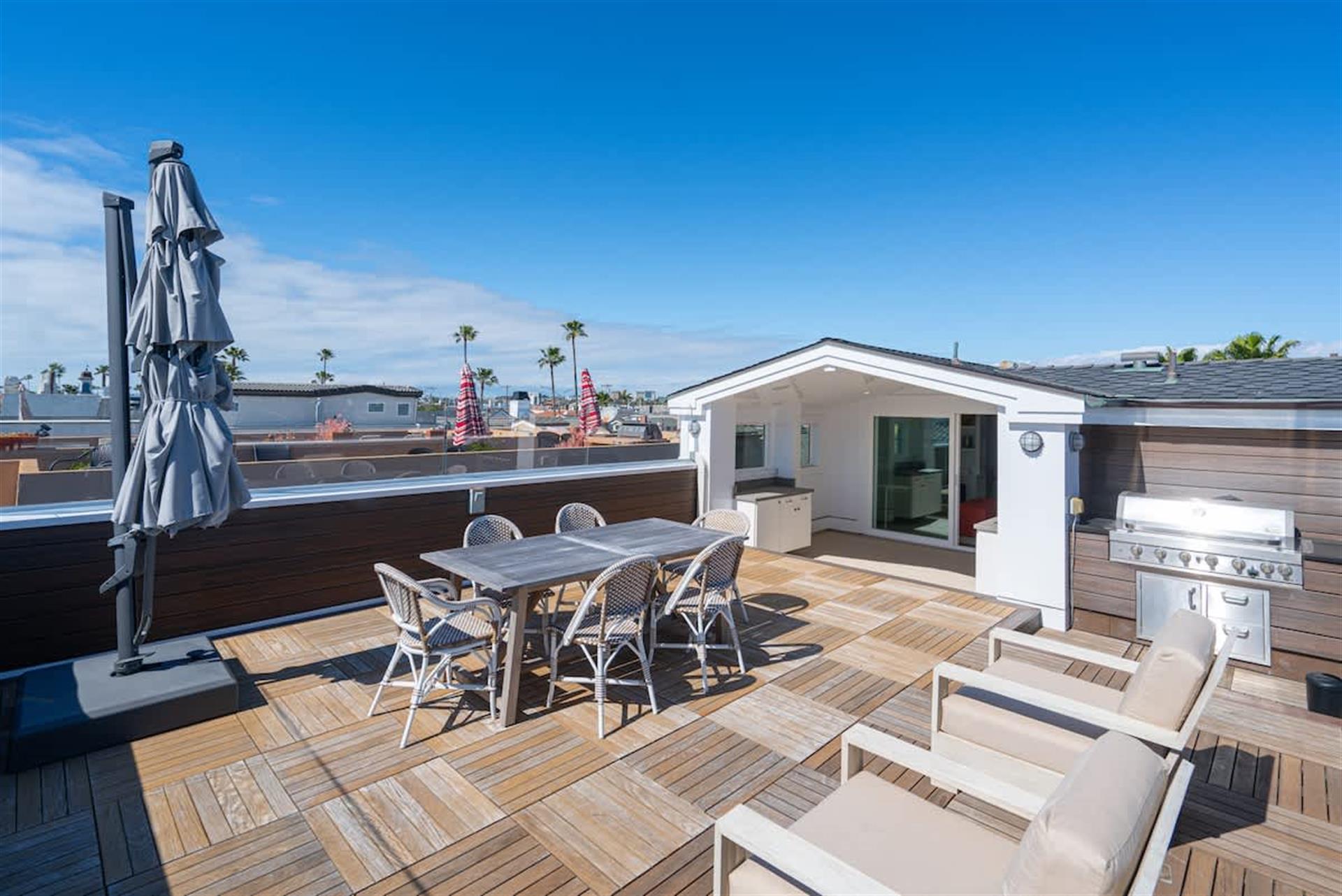 1225 W Balboa Blvd B | Coastal Luxury Retreat w/ Stunning Rooftop Deck 5